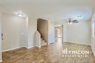 3513 S 89th Ave in Tolleson, AZ - Foto de edificio - Building Photo