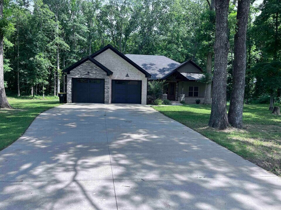 206 Bridgewood Dr in Ward, AR - Building Photo