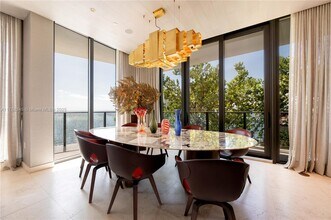 3581 E Glencoe St in Miami, FL - Building Photo - Building Photo