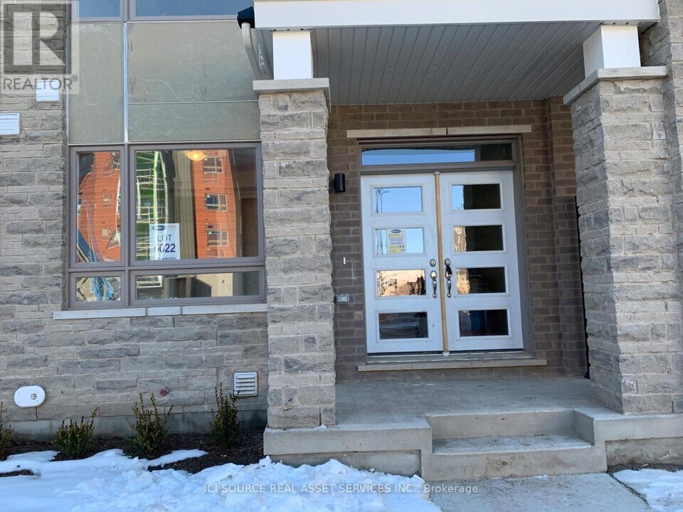 276 Lagerfeld Dr in Brampton, ON - Building Photo