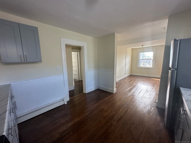 40 Vine St in Bridgeport, CT - Building Photo - Building Photo