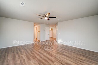 5702 Sara St in Fayetteville, AR - Building Photo - Building Photo