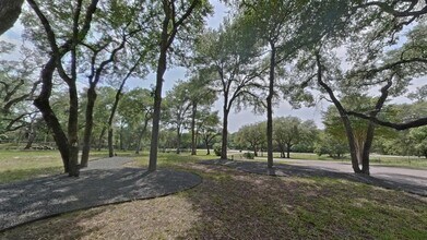 1127 Penion Dr in Austin, TX - Building Photo - Building Photo