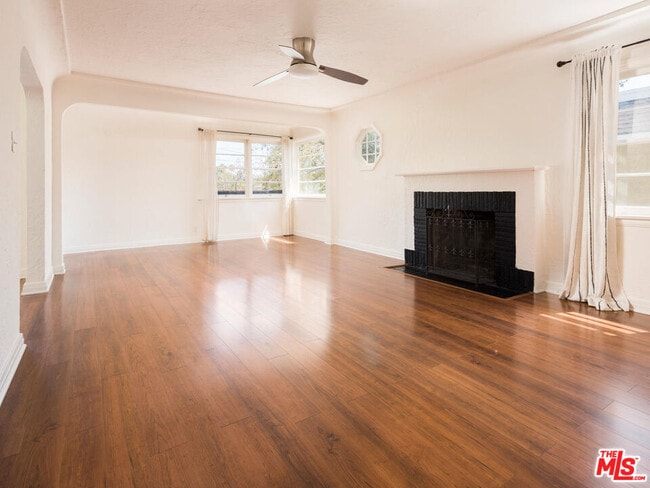 property at 2985 Sunnynook Dr