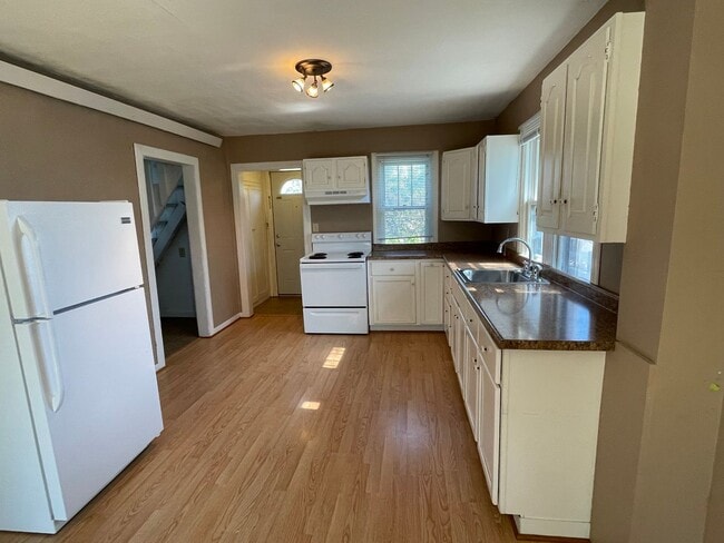 property at 411 E Denver St
