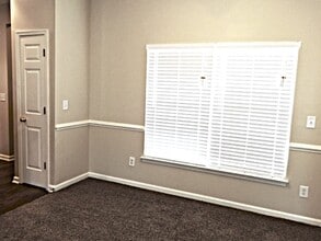 109 Cannonsmill Ln in Summerville, SC - Building Photo - Building Photo