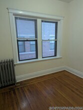 27 Park Dr in Boston, MA - Building Photo - Building Photo