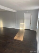 136 Old York Rd in Bridgewater, NJ - Building Photo - Building Photo