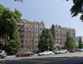 305 Linden Blvd Apartments