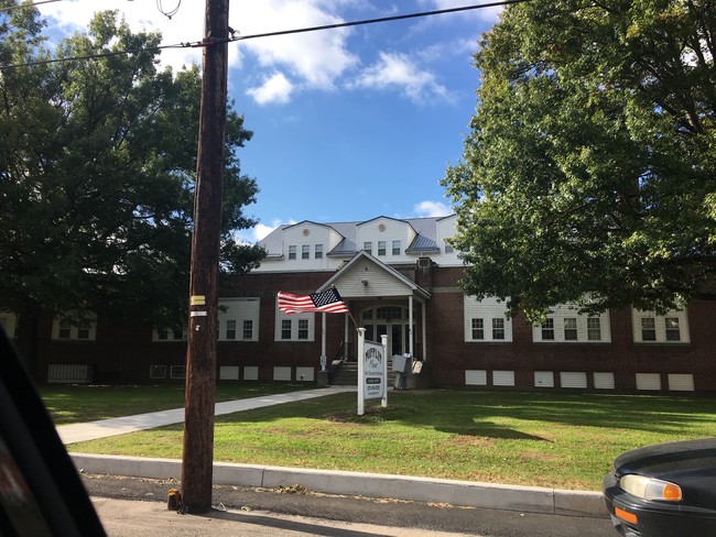 Mifflin Manor Apartments in Nescopeck, PA - Foto de edificio - Building Photo