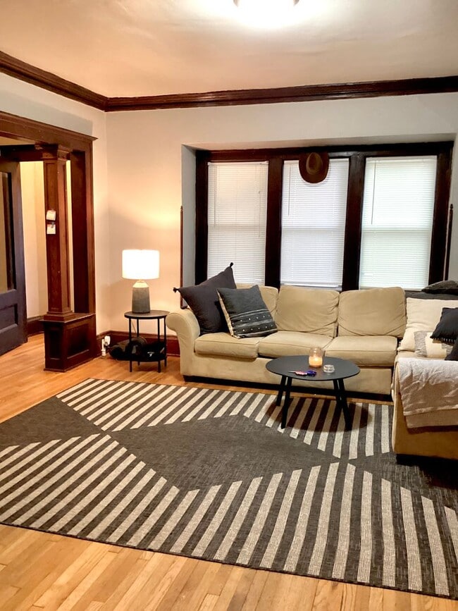 property at 2937 N Cramer St