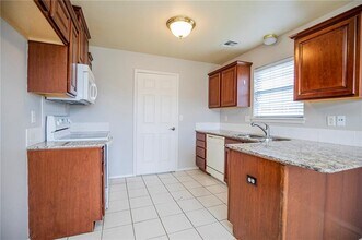 1604 SW Thorton St in Bentonville, AR - Building Photo - Building Photo