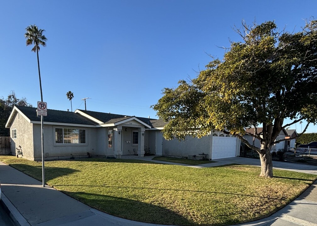 3147 S L St in Oxnard, CA - Building Photo