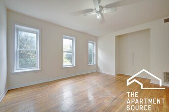 3001 N Whipple St, Unit 1 in Chicago, IL - Foto de edificio - Building Photo