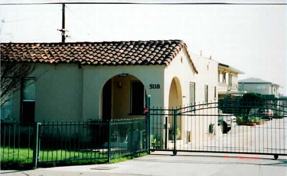 Clara Street Apartments in Cudahy, CA - Building Photo