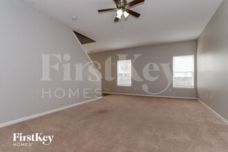 7138 Parklake Pl in Indianapolis, IN - Building Photo - Building Photo