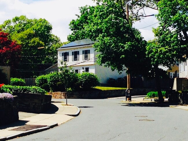 property at 43 Fairlane Rd