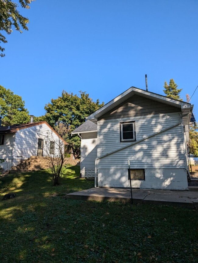 409 2nd Ave NW in Buffalo, MN - Building Photo - Building Photo