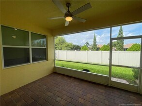 480 NW Windflower Terrace in Jensen Beach, FL - Building Photo - Building Photo