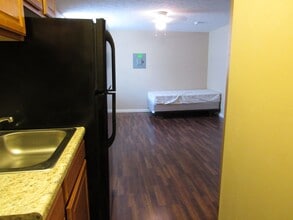 1100 Philadelphia St in Indiana, PA - Building Photo - Building Photo