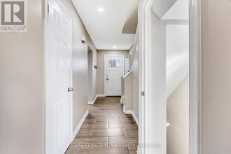 13 Morton Dr in Ottawa, ON - Building Photo - Building Photo