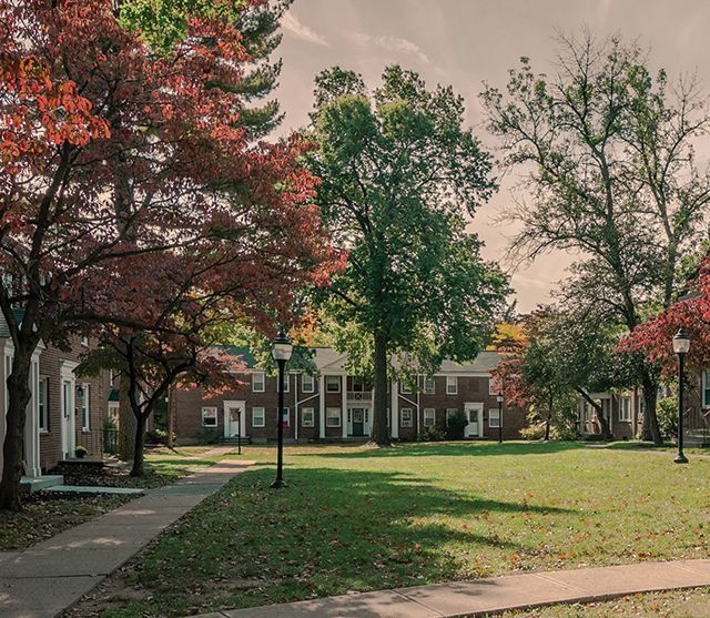 Brooksyde Apartments in West Hartford, CT - Foto de edificio - Building Photo