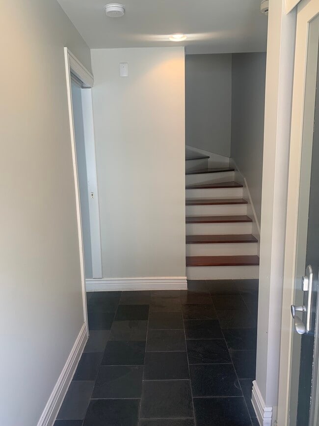 334 N Jefferson St in Chicago, IL - Building Photo - Building Photo