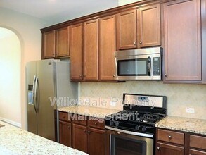 702 Wickham Ridge Rd in Apex, NC - Building Photo - Building Photo