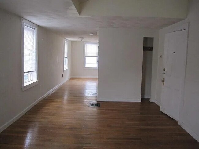 property at 8 Allen St