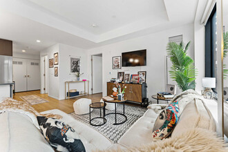 345 Harrison Ave in Boston, MA - Building Photo - Building Photo