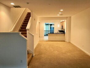 589 San Rivera Terrace in Sunnyvale, CA - Building Photo - Building Photo