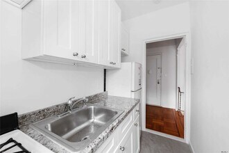 2965 Decatur Ave-Unit -2B in Bronx, NY - Building Photo - Building Photo