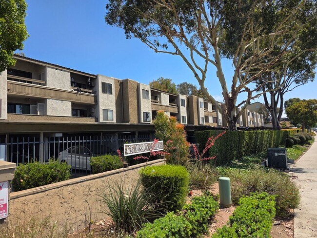 property at 6725 Mission Gorge Rd