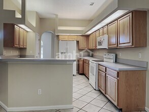 357 Maplewood Dr in Jacksonville, FL - Building Photo - Building Photo