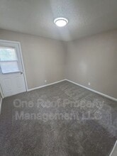 2000 Chateau Dr in Harrisonville, MO - Building Photo - Building Photo