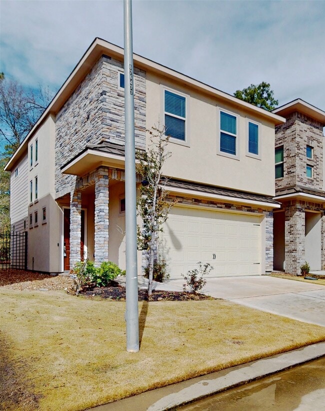 155 Benjis Pl in The Woodlands, TX - Building Photo - Building Photo