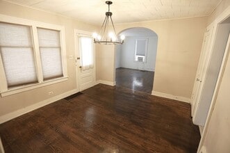 826 Pennoyer Ave in Grand Haven, MI - Building Photo - Building Photo