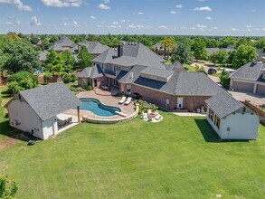 18601 Wolf Creek Dr in Edmond, OK - Building Photo - Building Photo