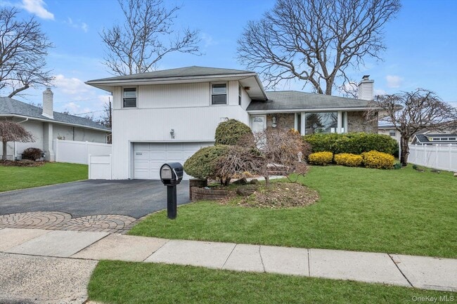 property at 16 Middle Ln