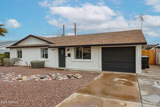 3520 E Ludlow Dr in Phoenix, AZ - Building Photo - Building Photo