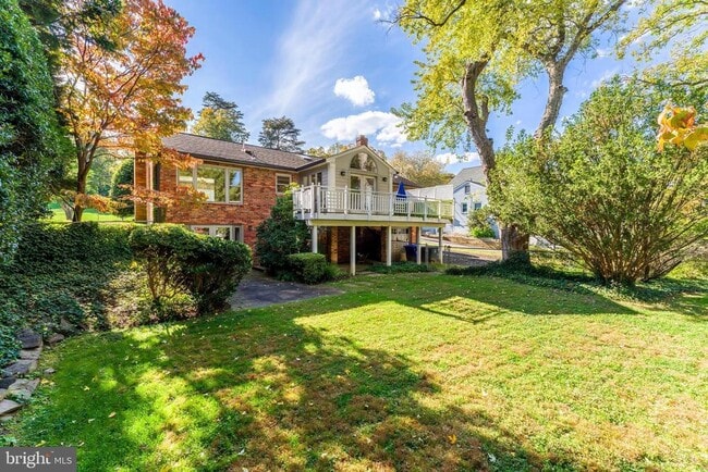 3867 Chesterbrook Rd