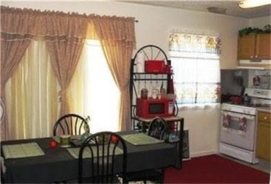 property at 650 N 7th St