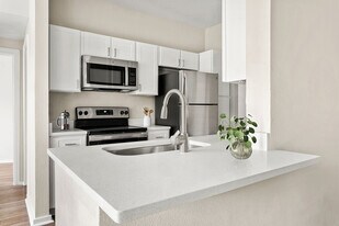 The Villages of Cypress Creek in Houston, TX - Building Photo