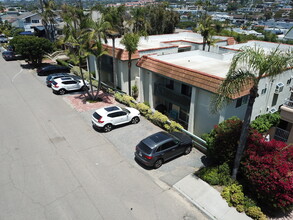 The Bluffs in Encinitas, CA - Building Photo - Building Photo