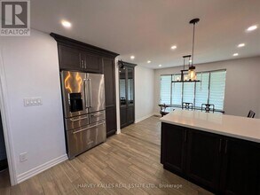 80 Maple Grove Ave in Richmond Hill, ON - Building Photo - Building Photo