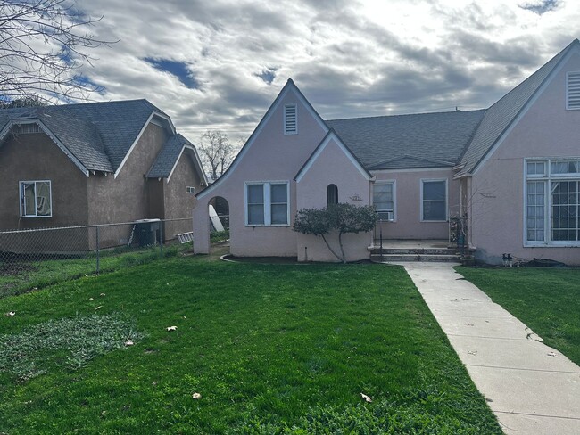 property at 119-121 Flower St