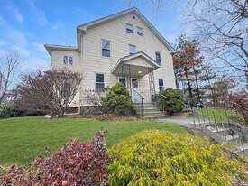 80 Delmont Ave in Worcester, MA - Building Photo