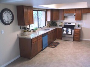 1855 E Loma Vista Dr in Tempe, AZ - Building Photo - Building Photo