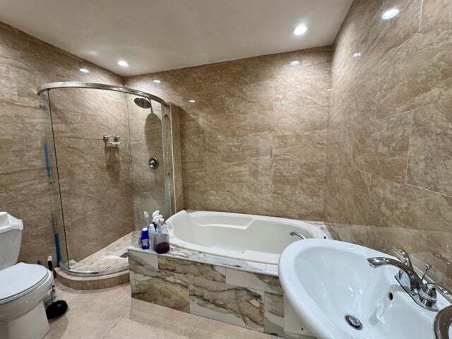 867 Caroline Cir in West Palm Beach, FL - Foto de edificio - Building Photo