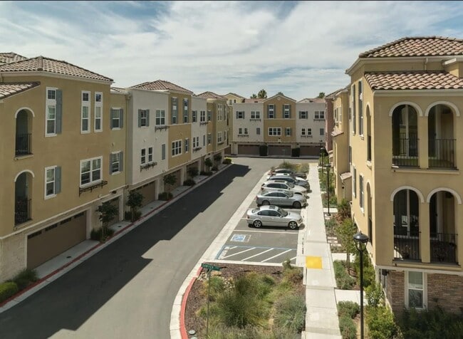 39872 Sawyer Terrace in Newark, CA - Building Photo - Building Photo